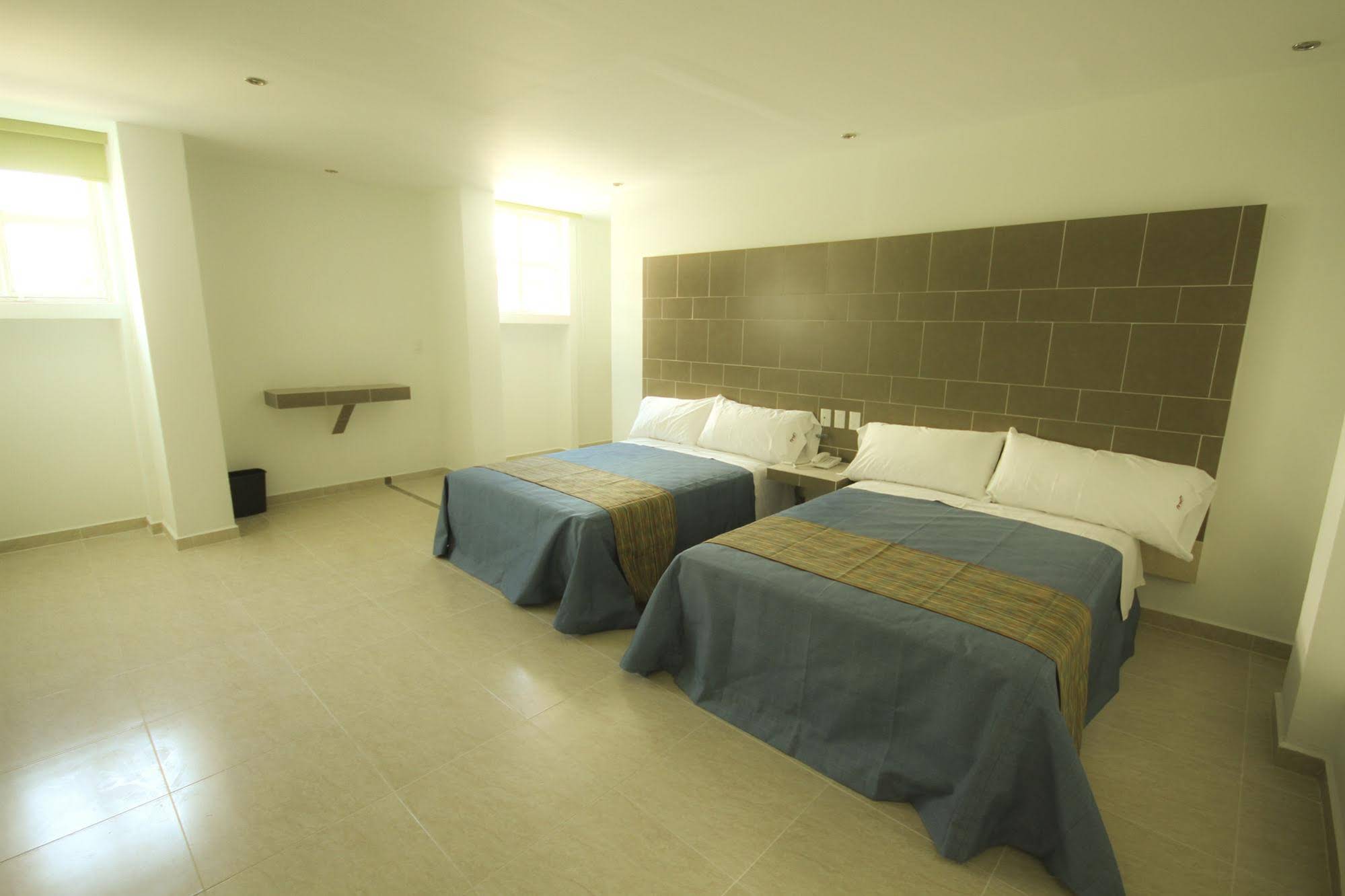 First Inn Hotel & Business