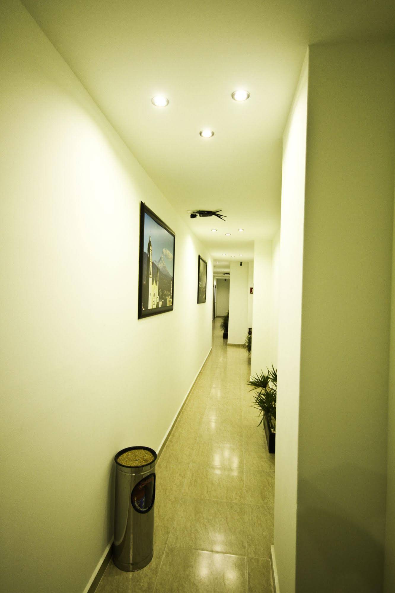 First Inn Hotel & Business