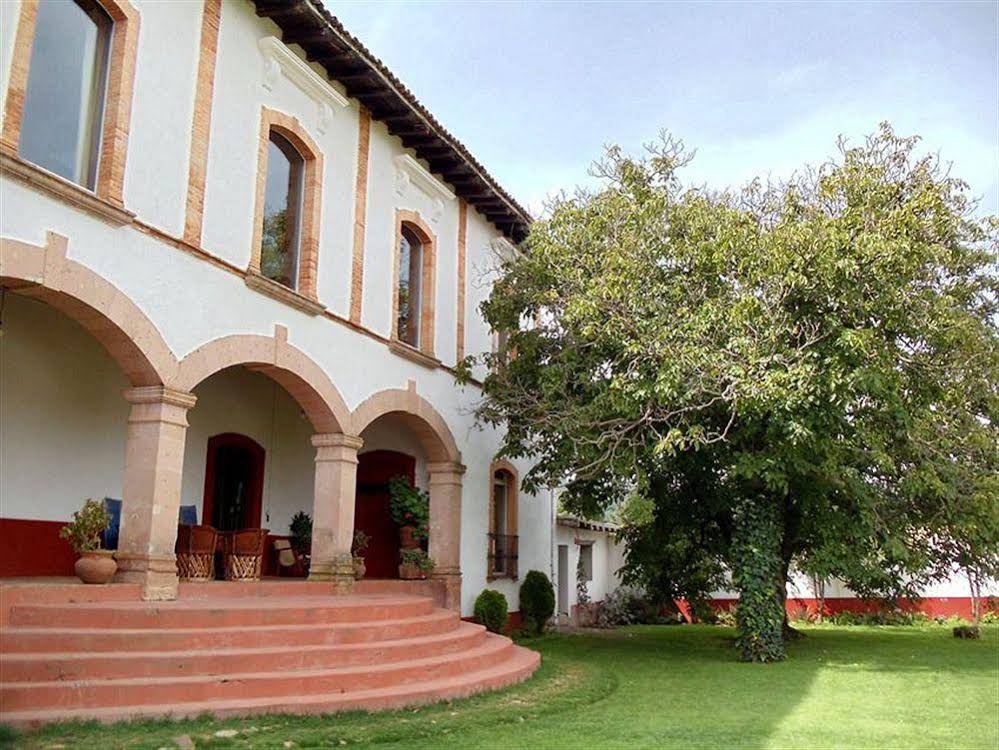 Hacienda De la Luz Resort