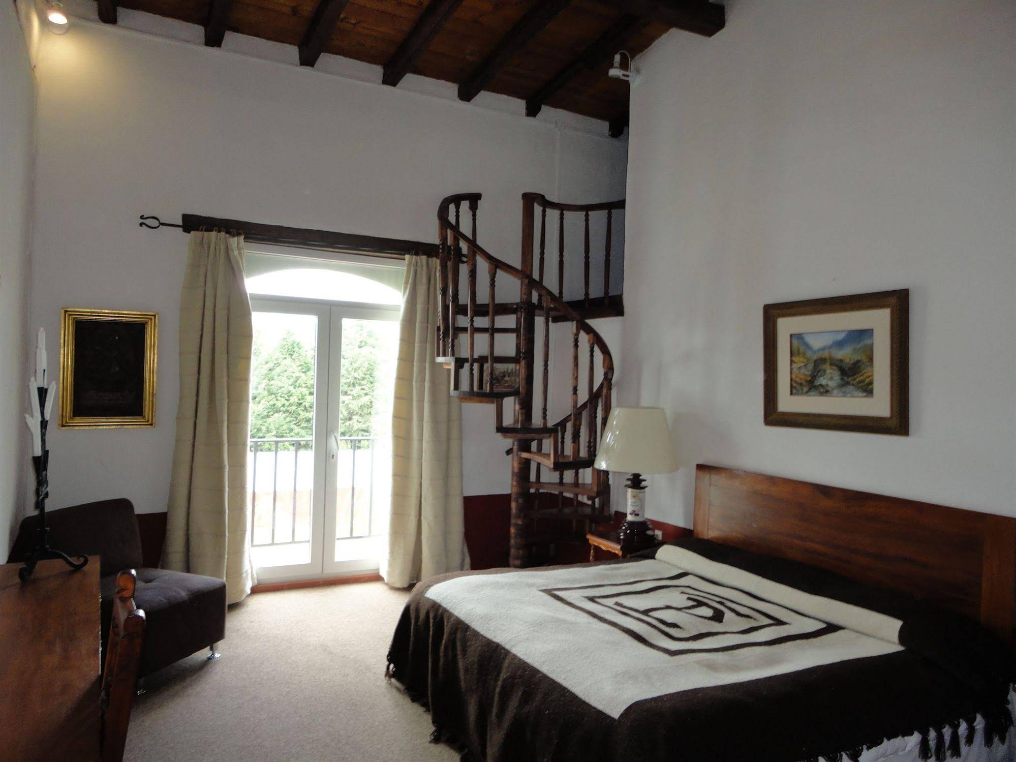 Hacienda De la Luz Resort