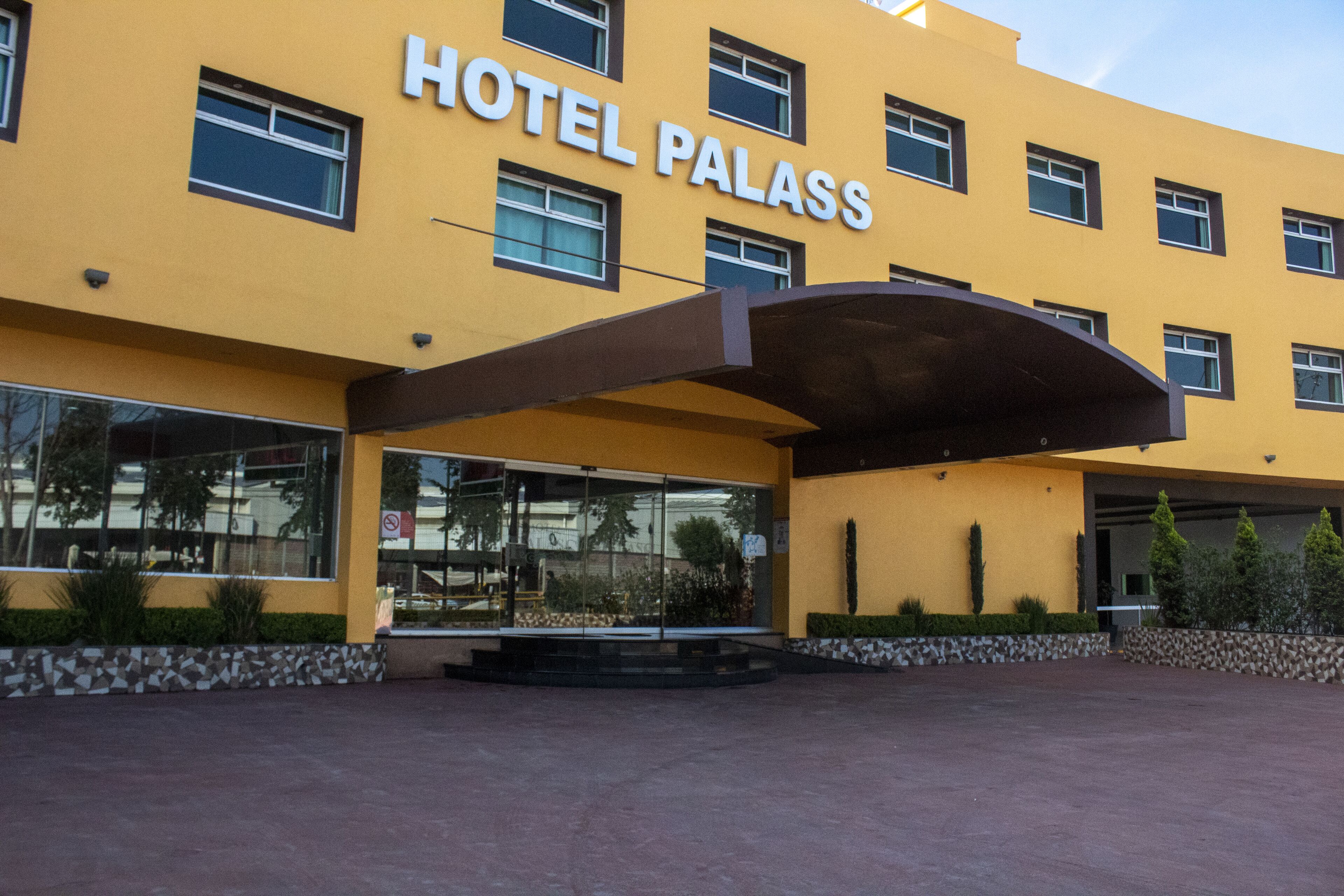 Hotel Palass