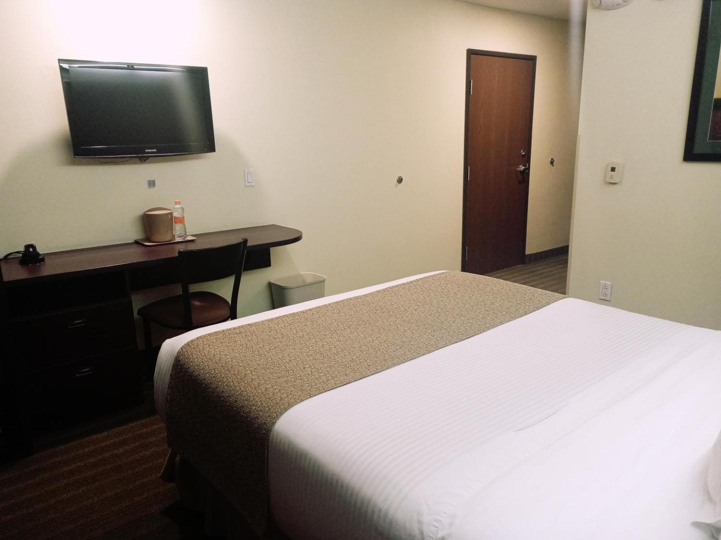 Microtel Inn & Suites by Wyndham Toluca