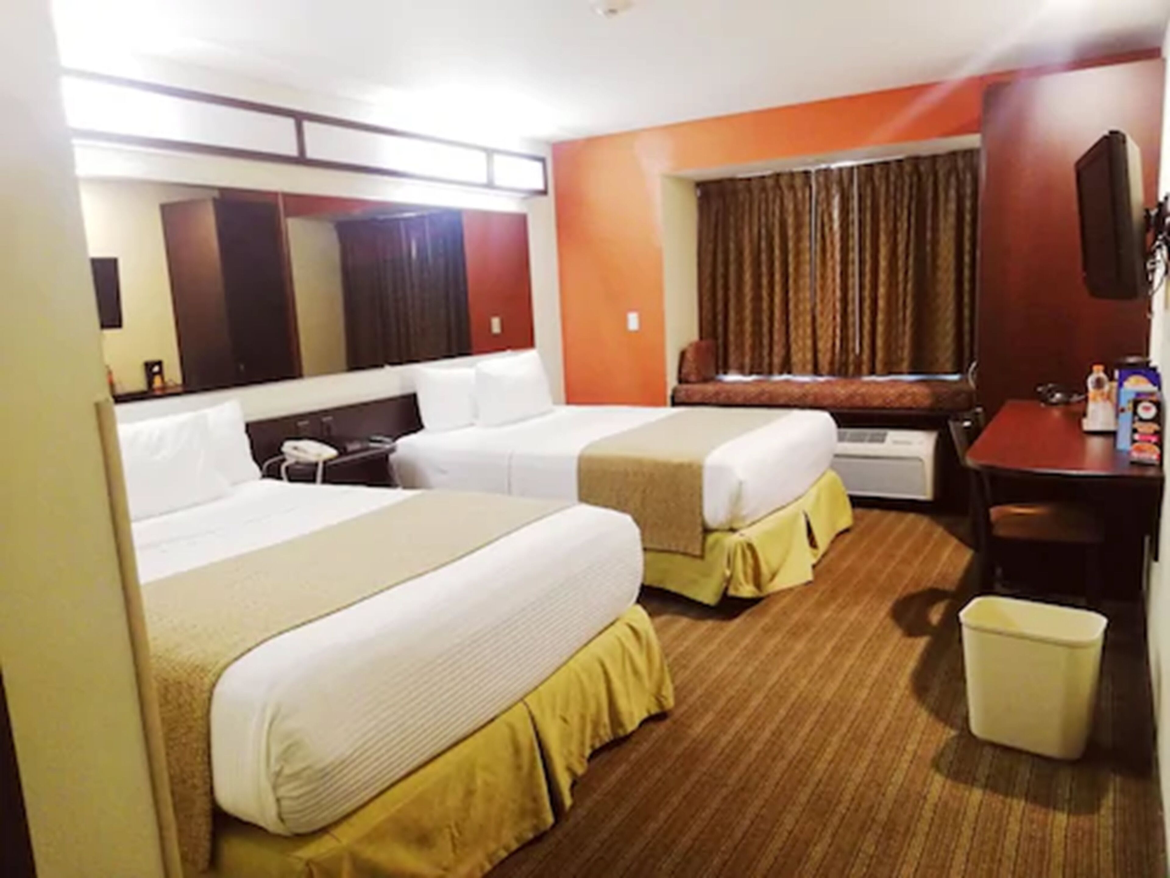 Microtel Inn & Suites by Wyndham Toluca