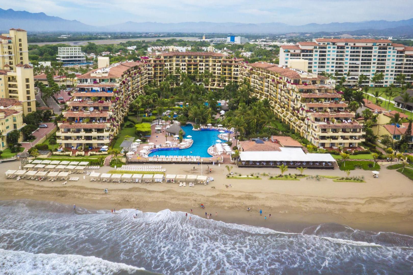 Al Club Velas Vallarta