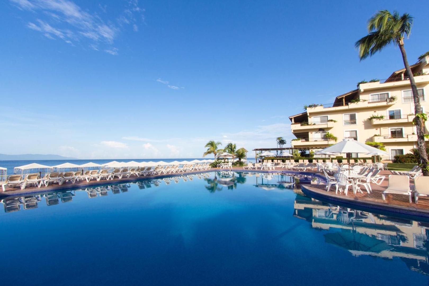Al Club Velas Vallarta
