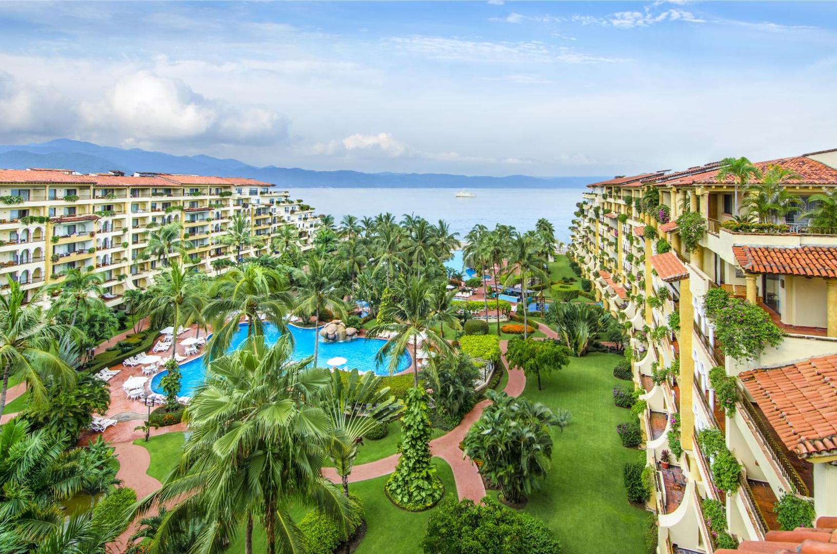 Al Club Velas Vallarta