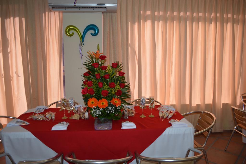 Hotel Acamar