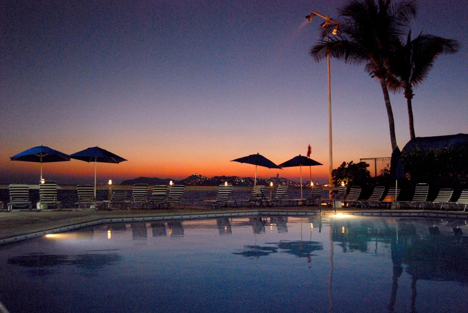 Acapulco Malibu