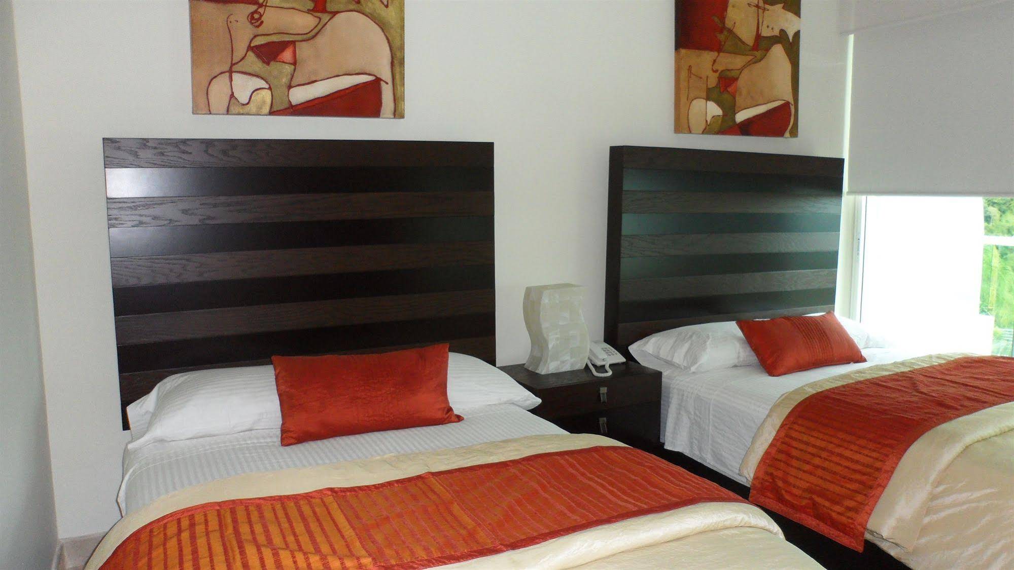 B Pichilingue Acapulco