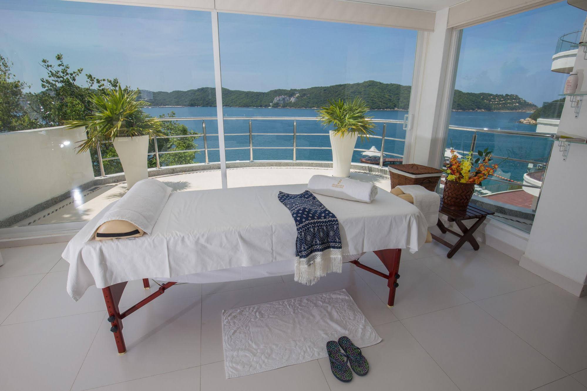 B Pichilingue Acapulco
