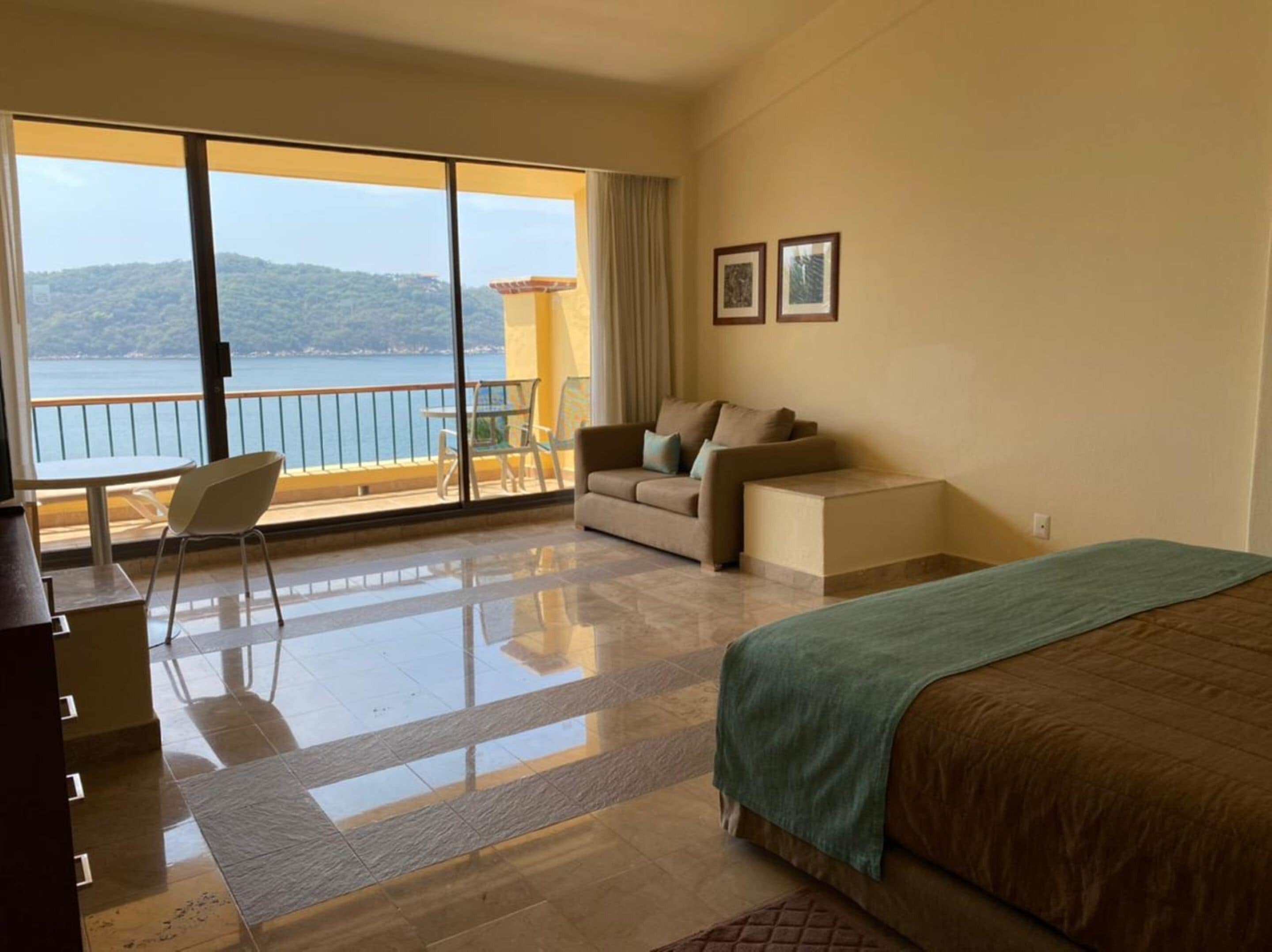 Camino Real Acapulco Diamante