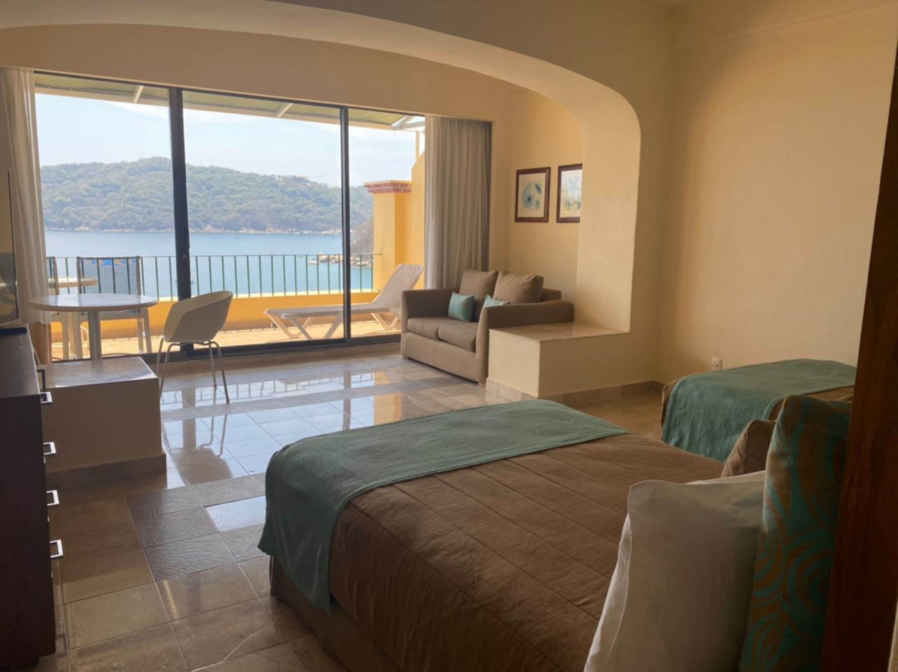 Camino Real Acapulco Diamante