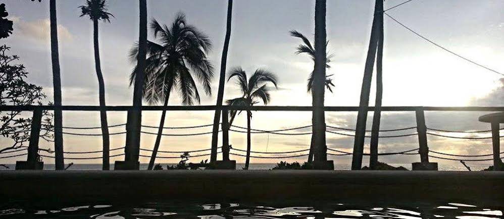 Cocos Camp