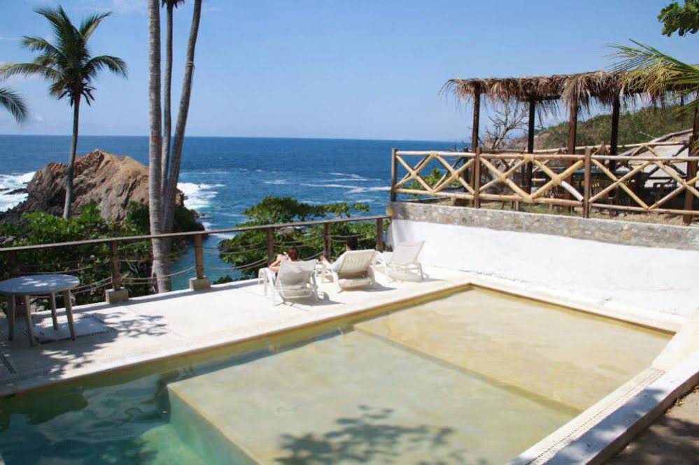 Cocos Camp
