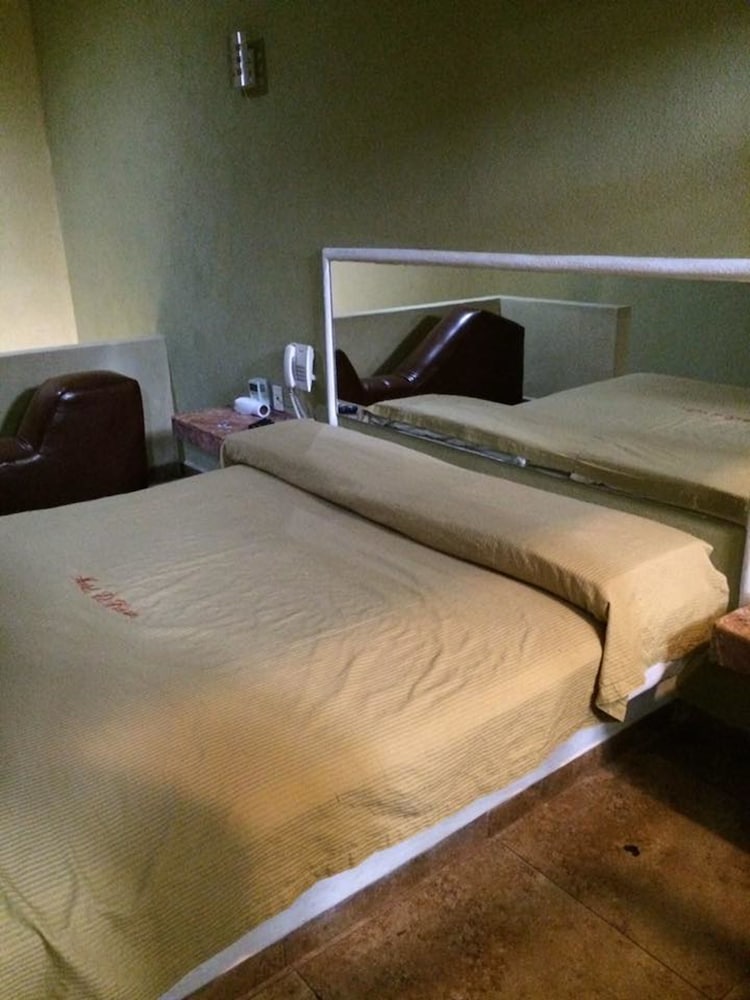 El Fuerte Motel