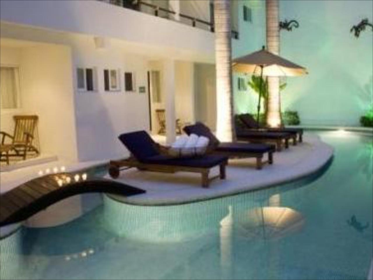 El Hotelito