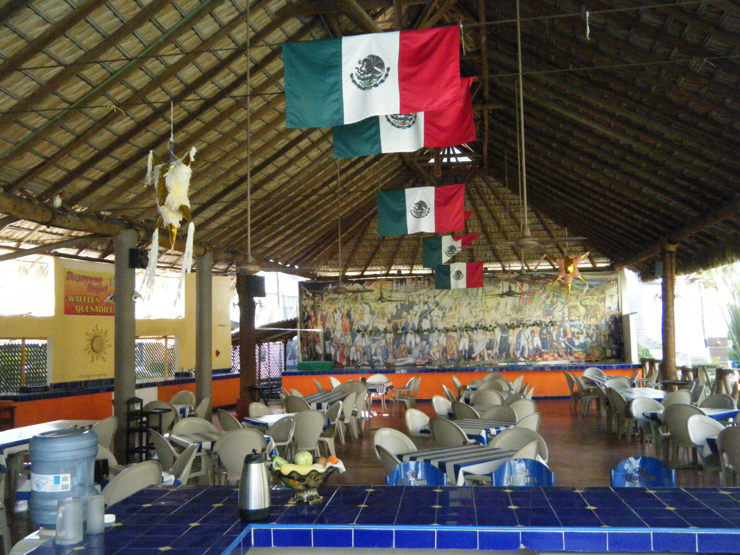 El Tropicano