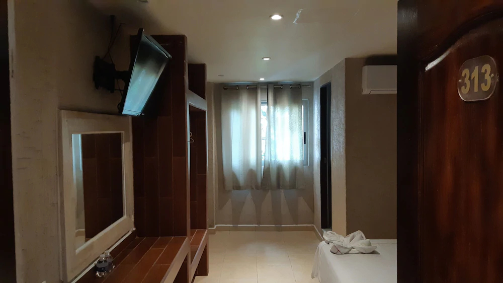 Hotel Ashly