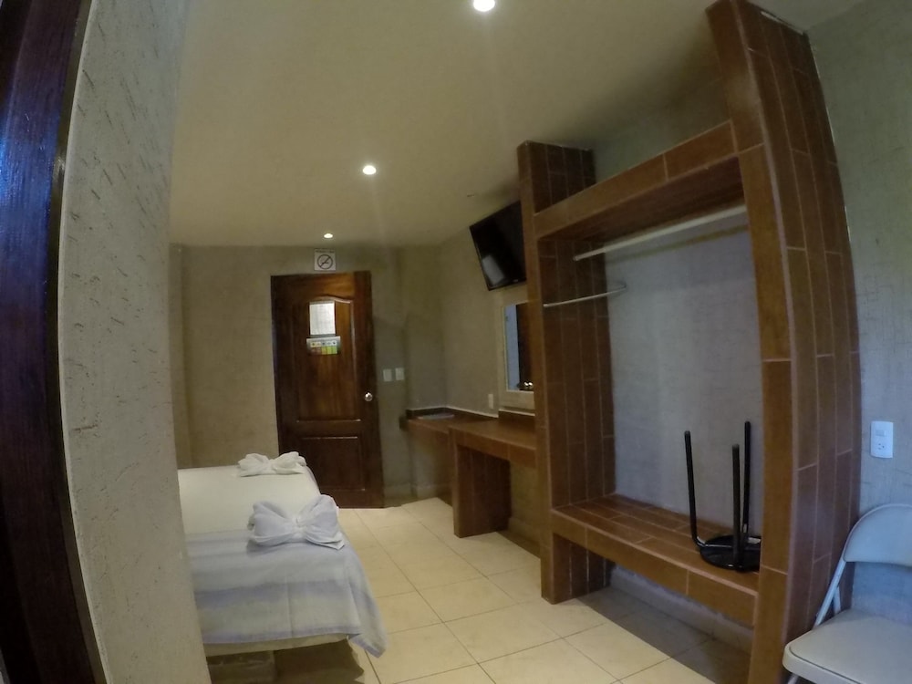 Hotel Ashly