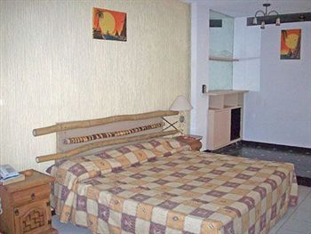 Hotel Punta Coral