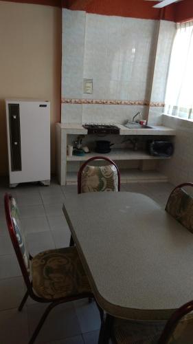 Hotel y Bungalows Olivares