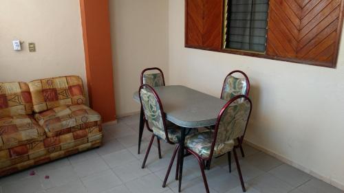 Hotel y Bungalows Olivares