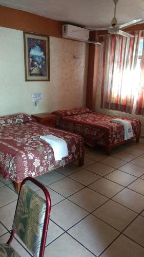 Hotel y Bungalows Olivares