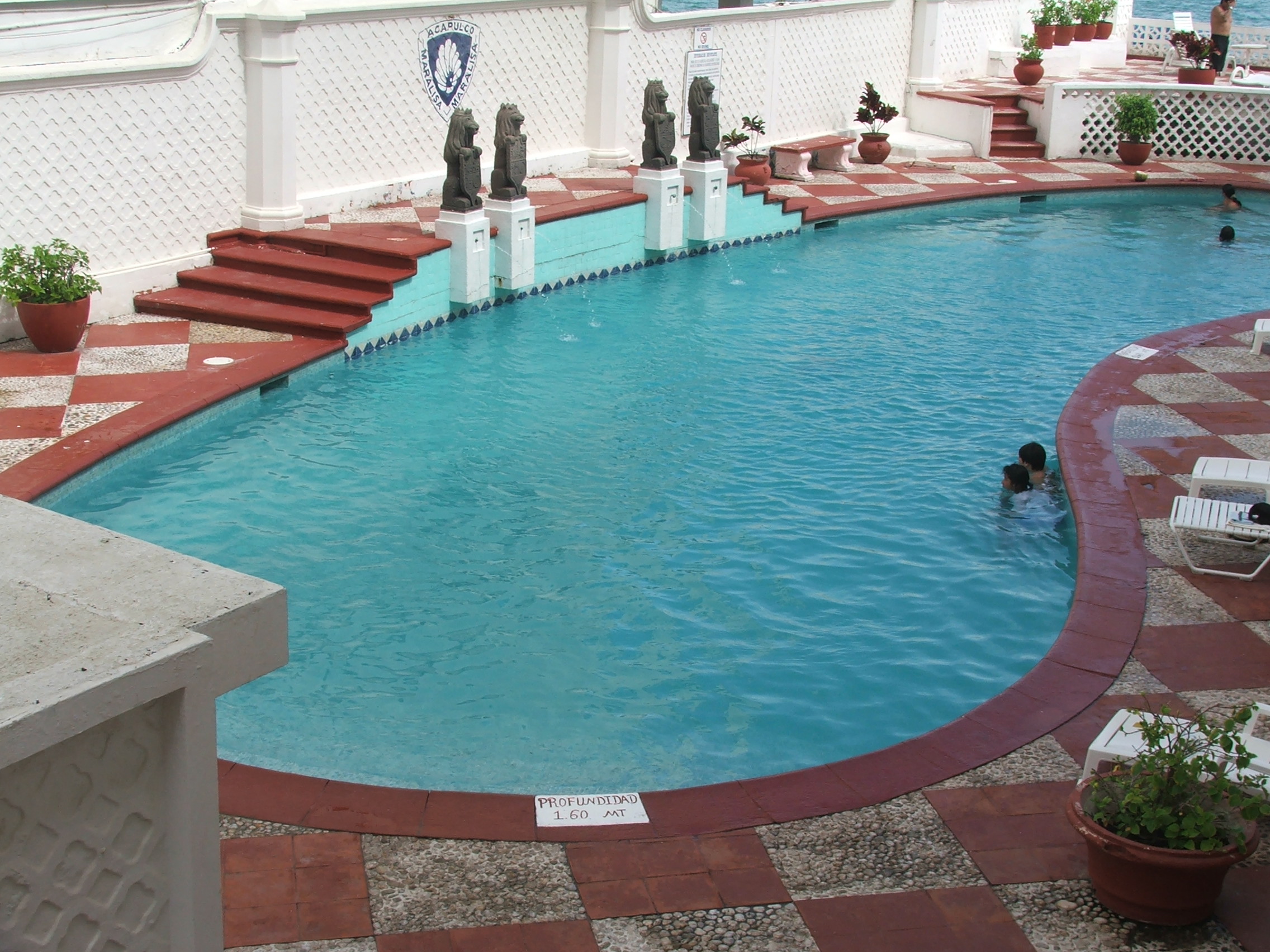 Maralisa Hotel and Beach Club