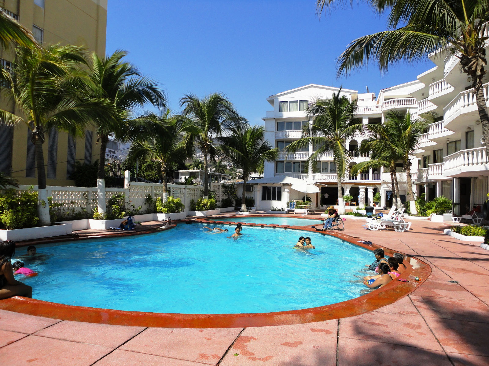 Maralisa Hotel and Beach Club