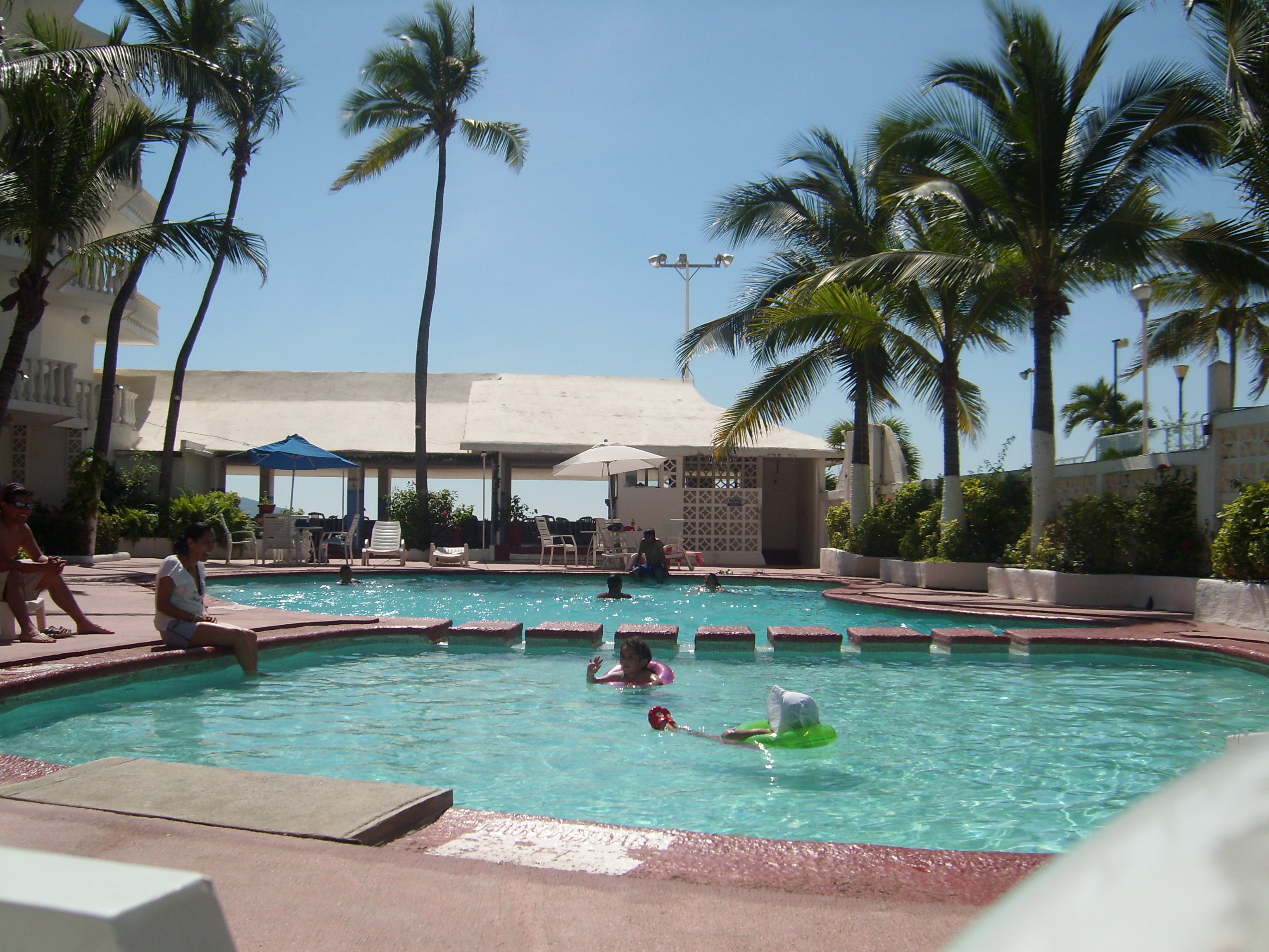 Maralisa Hotel and Beach Club