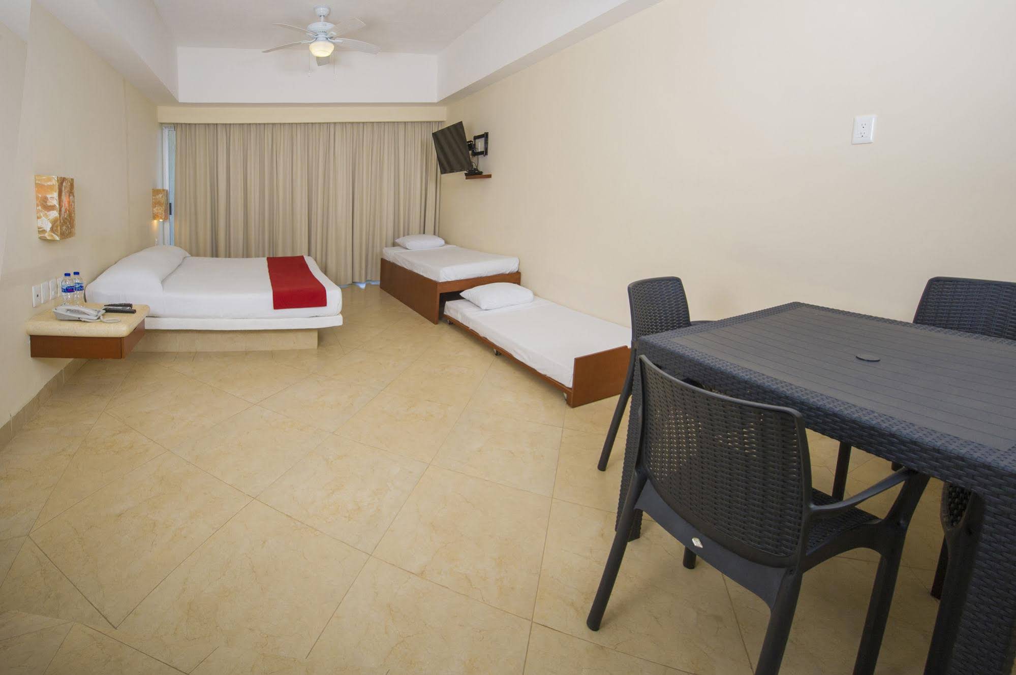 Mishol Hotel & Beach Club