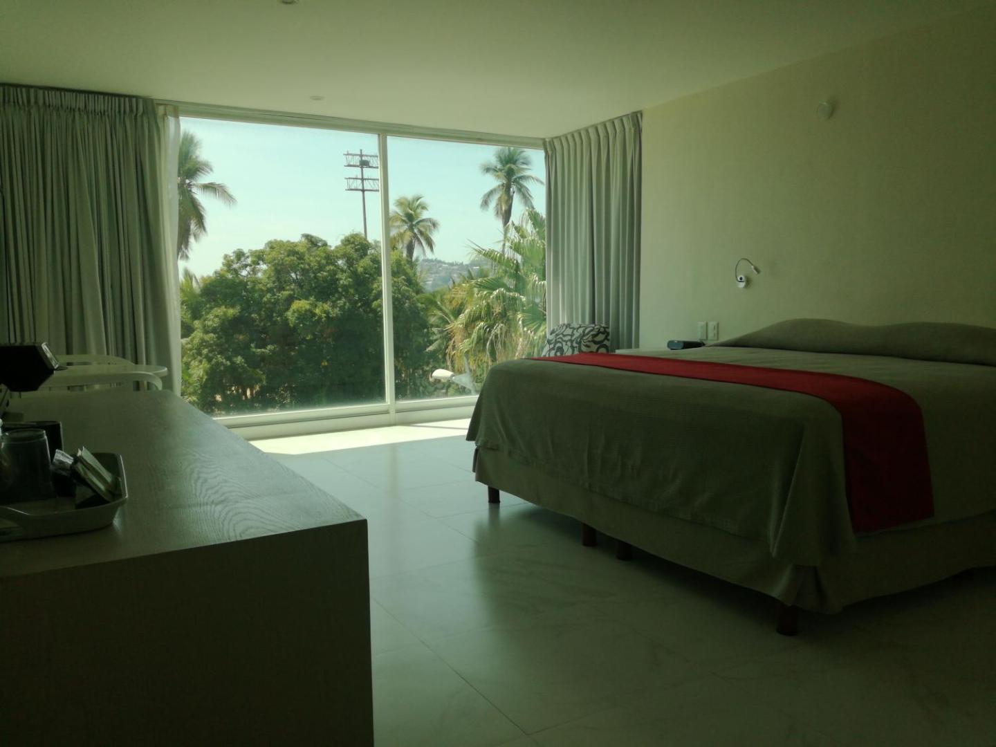 We Hotel Acapulco