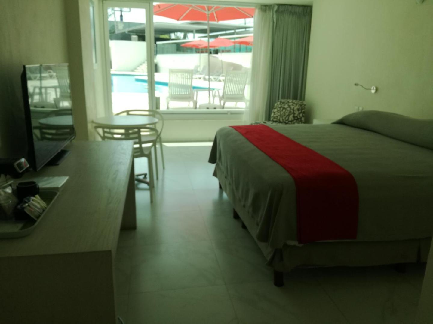 We Hotel Acapulco