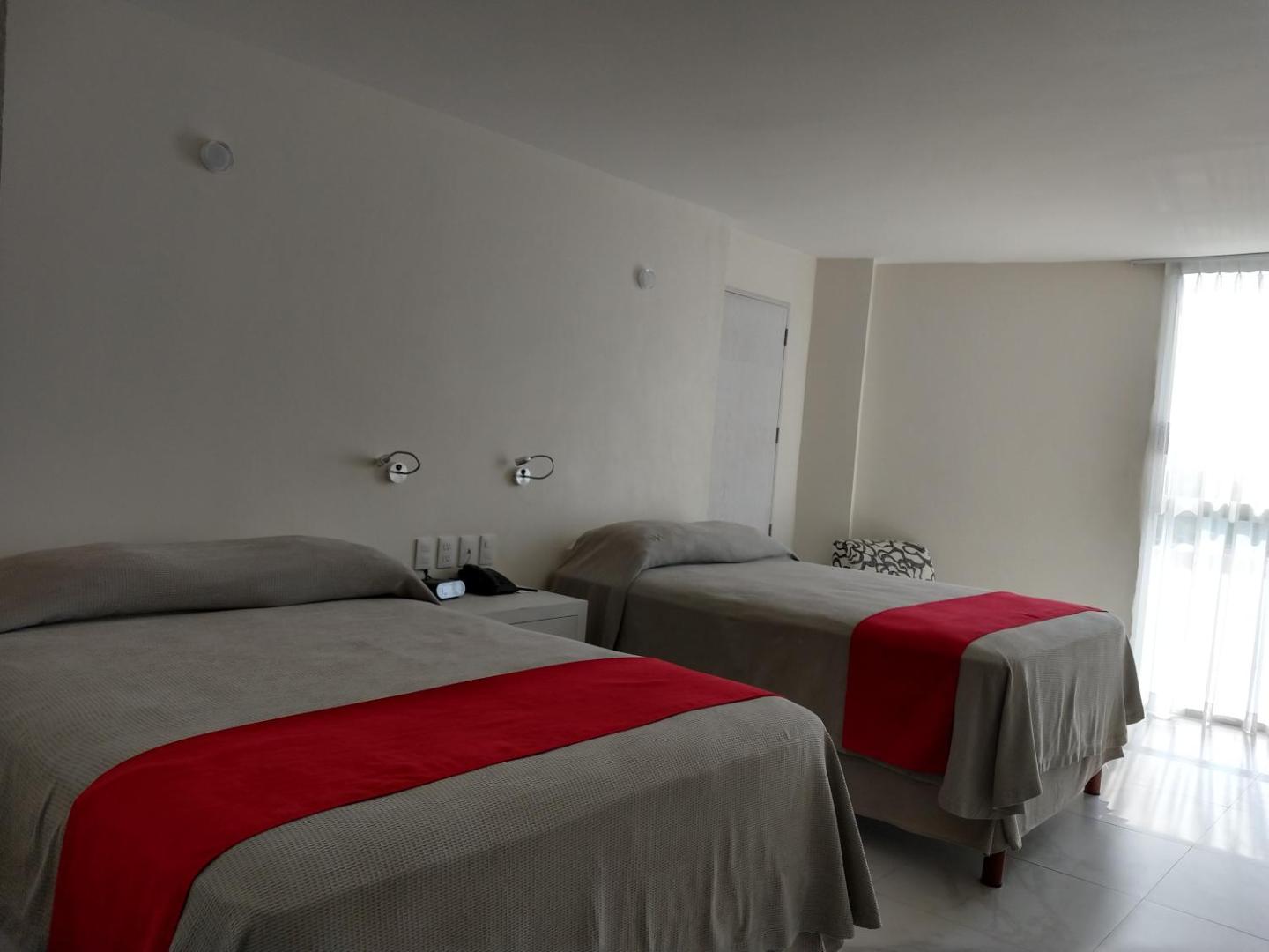 We Hotel Acapulco
