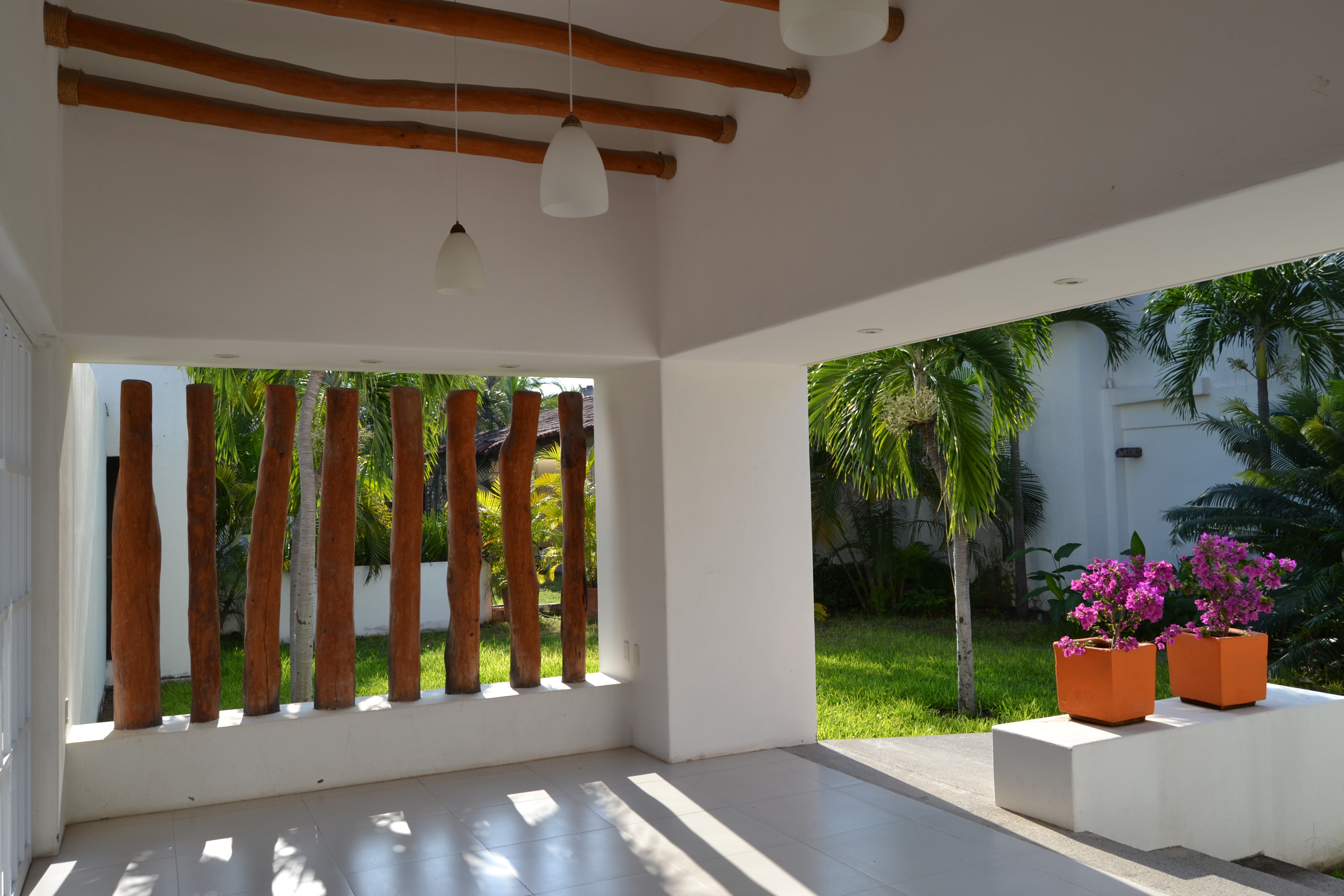 Concierge Plaza San Rafael Hotel