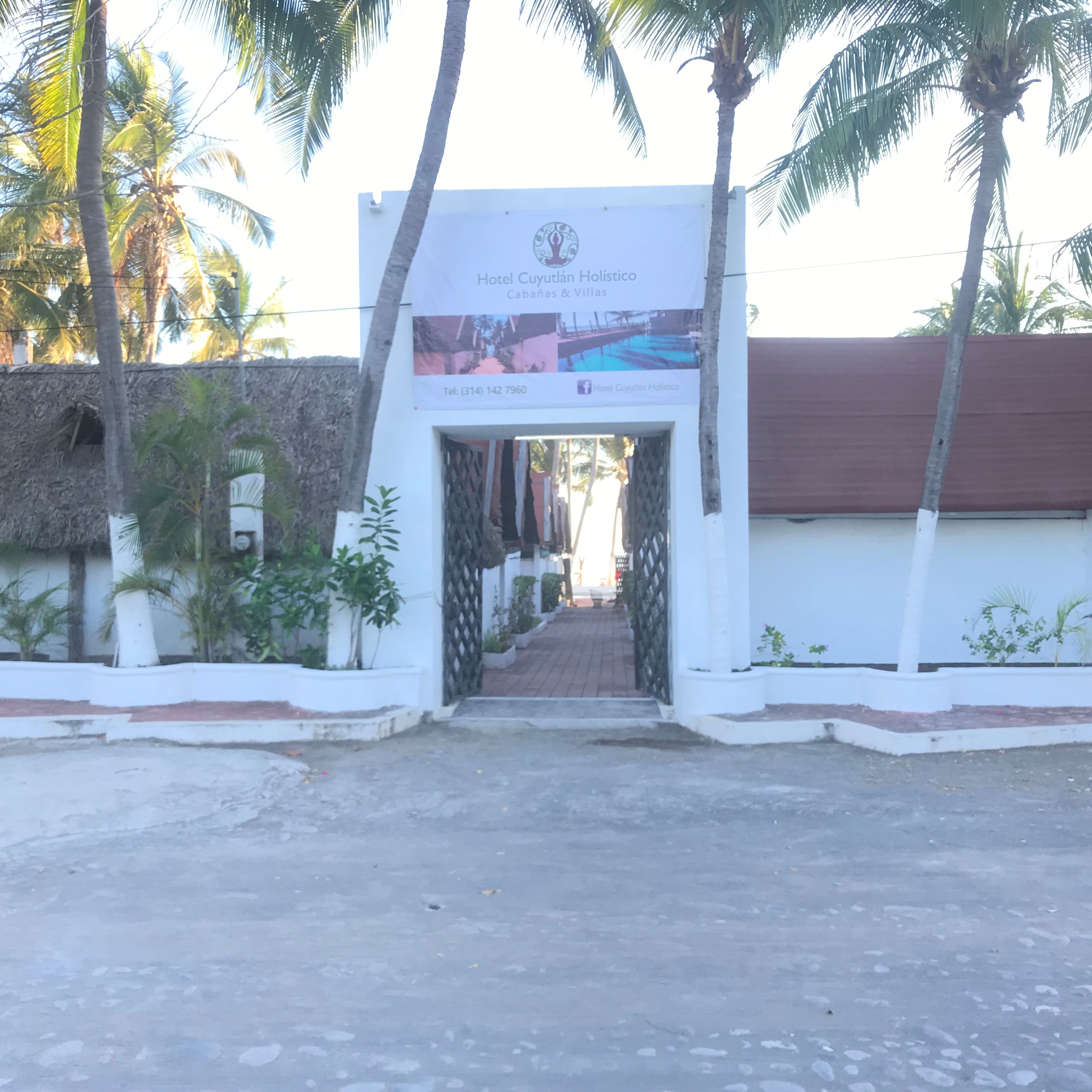 Hotel Cuyutlan Holistico