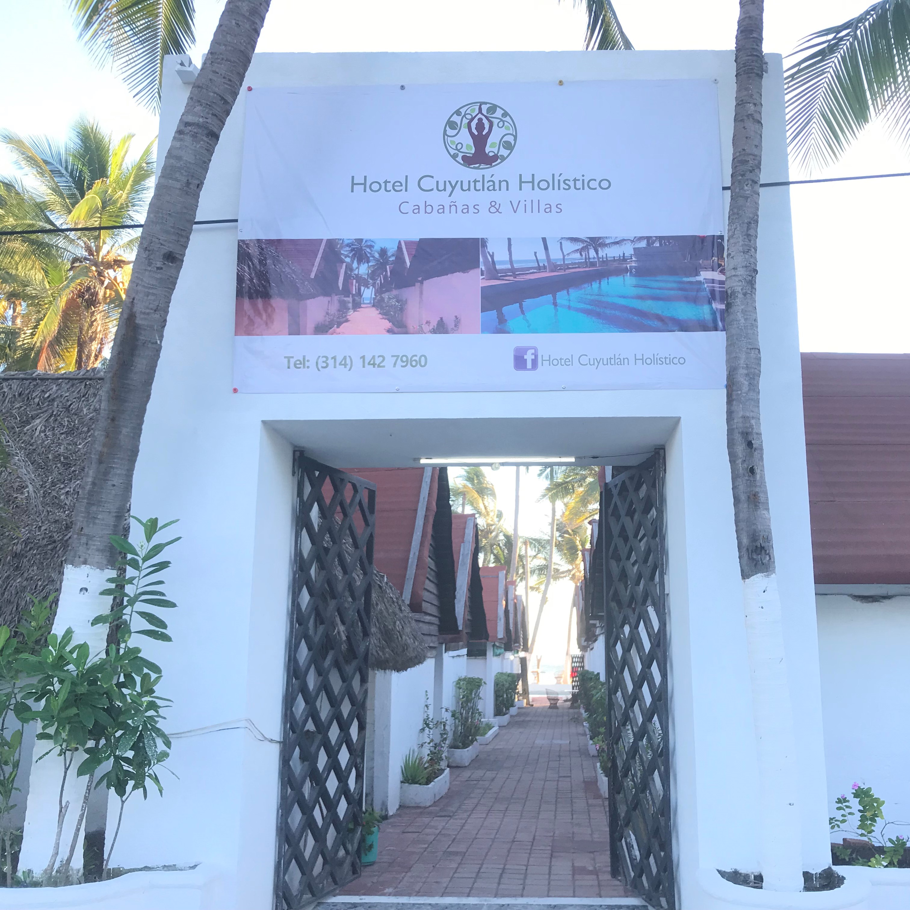 Hotel Cuyutlan Holistico