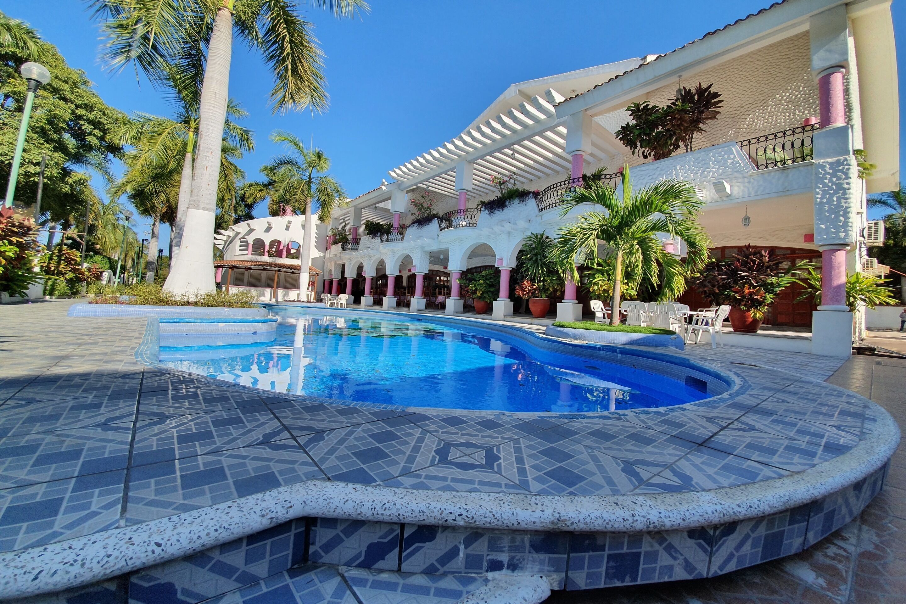 Capital O Hotel Mexicana Huatulco
