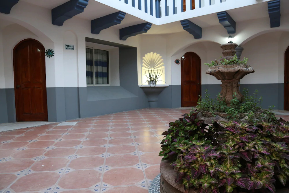 Casa Blanca Del Sol Bahía Chahue B&B