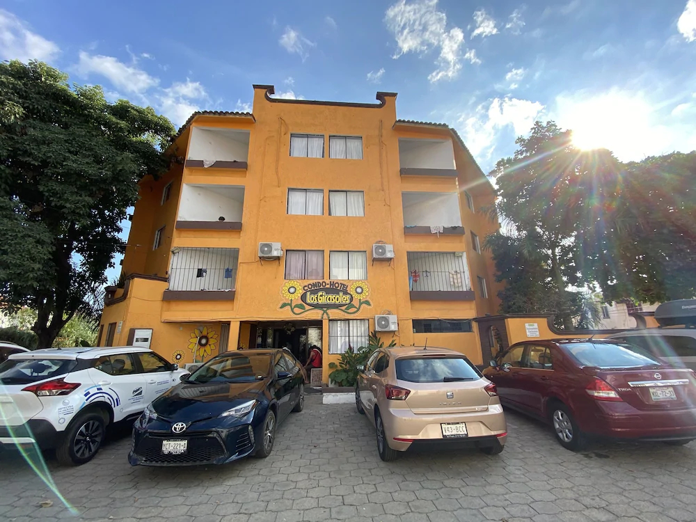 Condo Hotel Los Girasoles