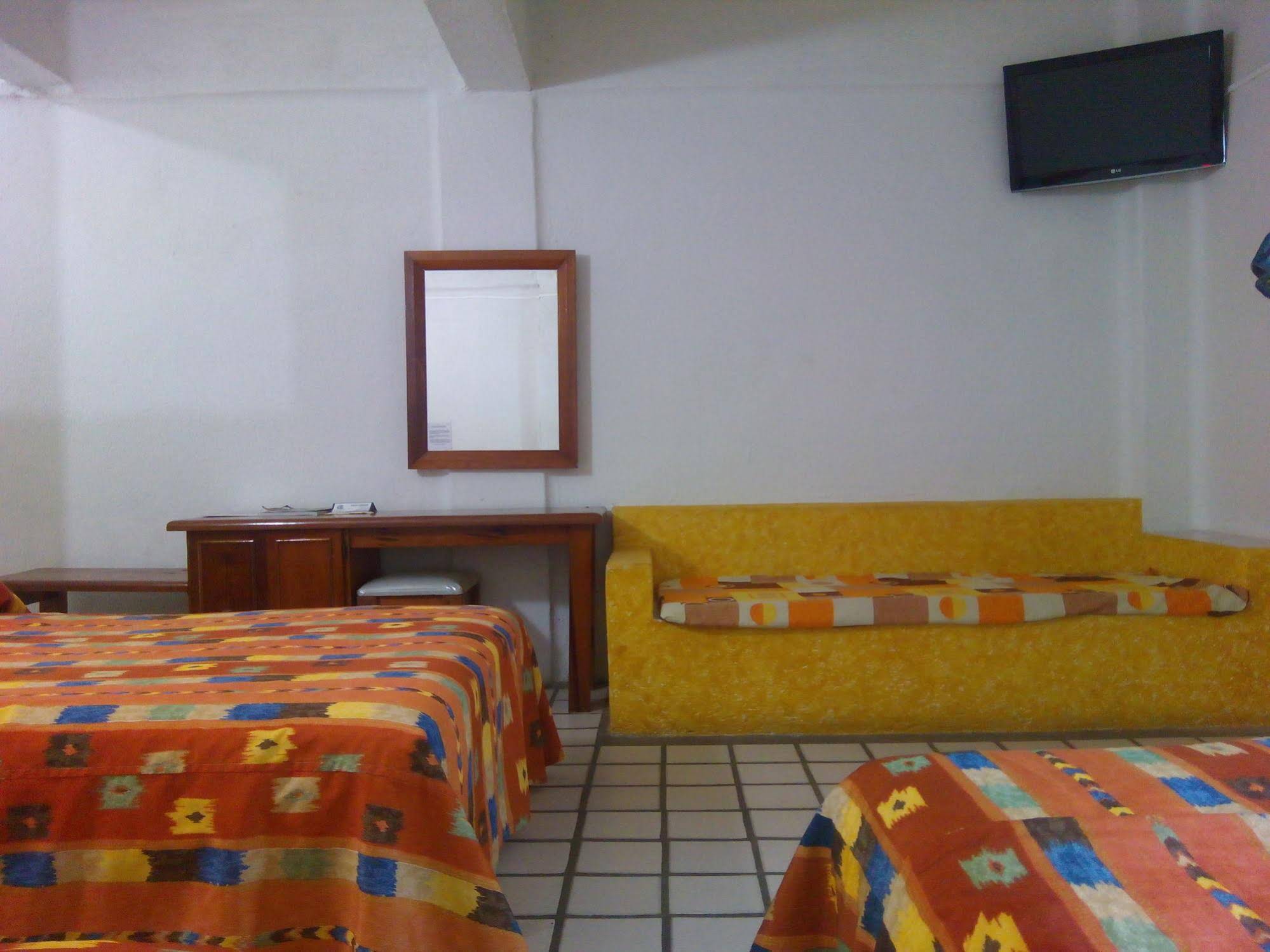 Hotel Arrecife Plus