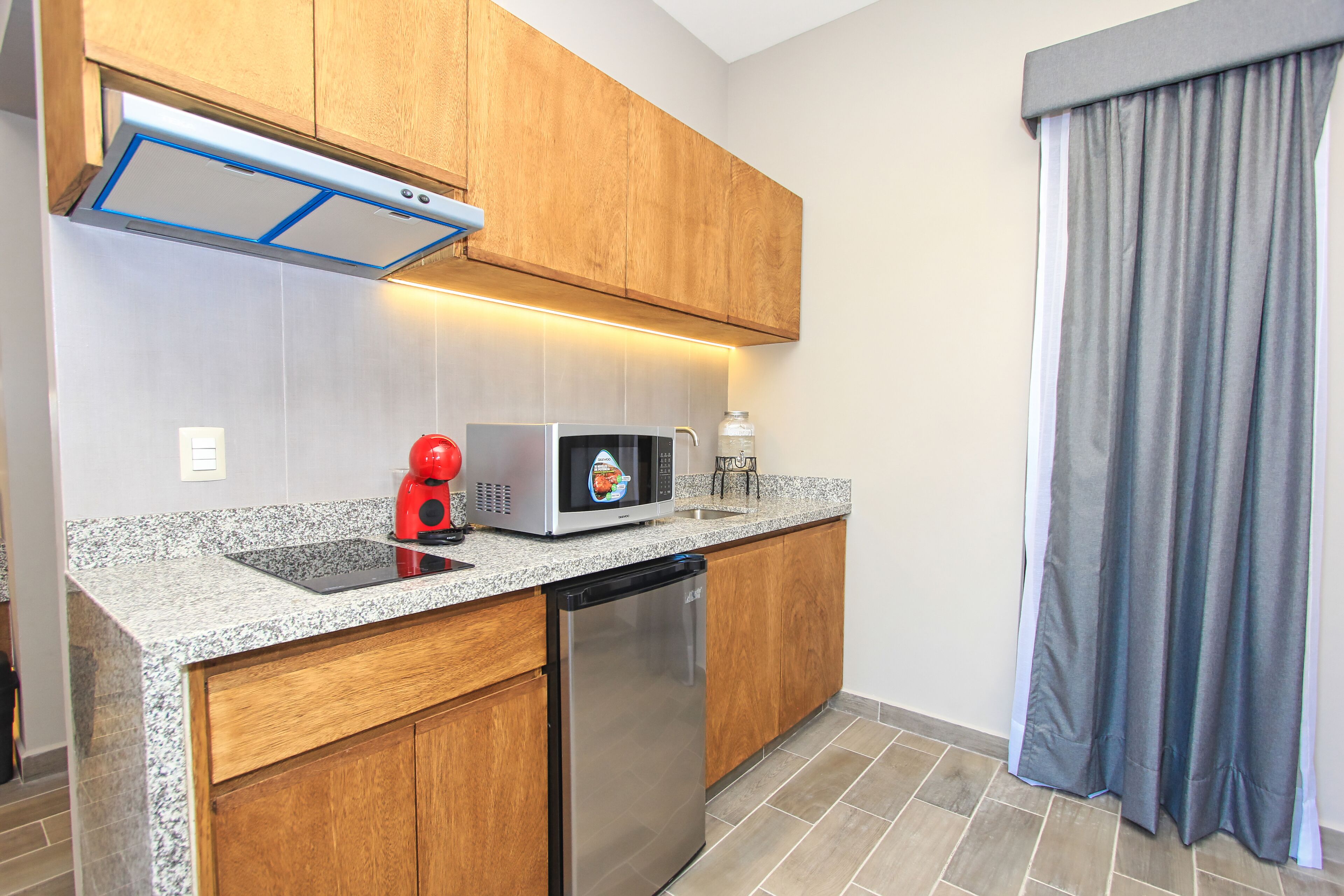 Niru Ocean Suites By Binniguenda