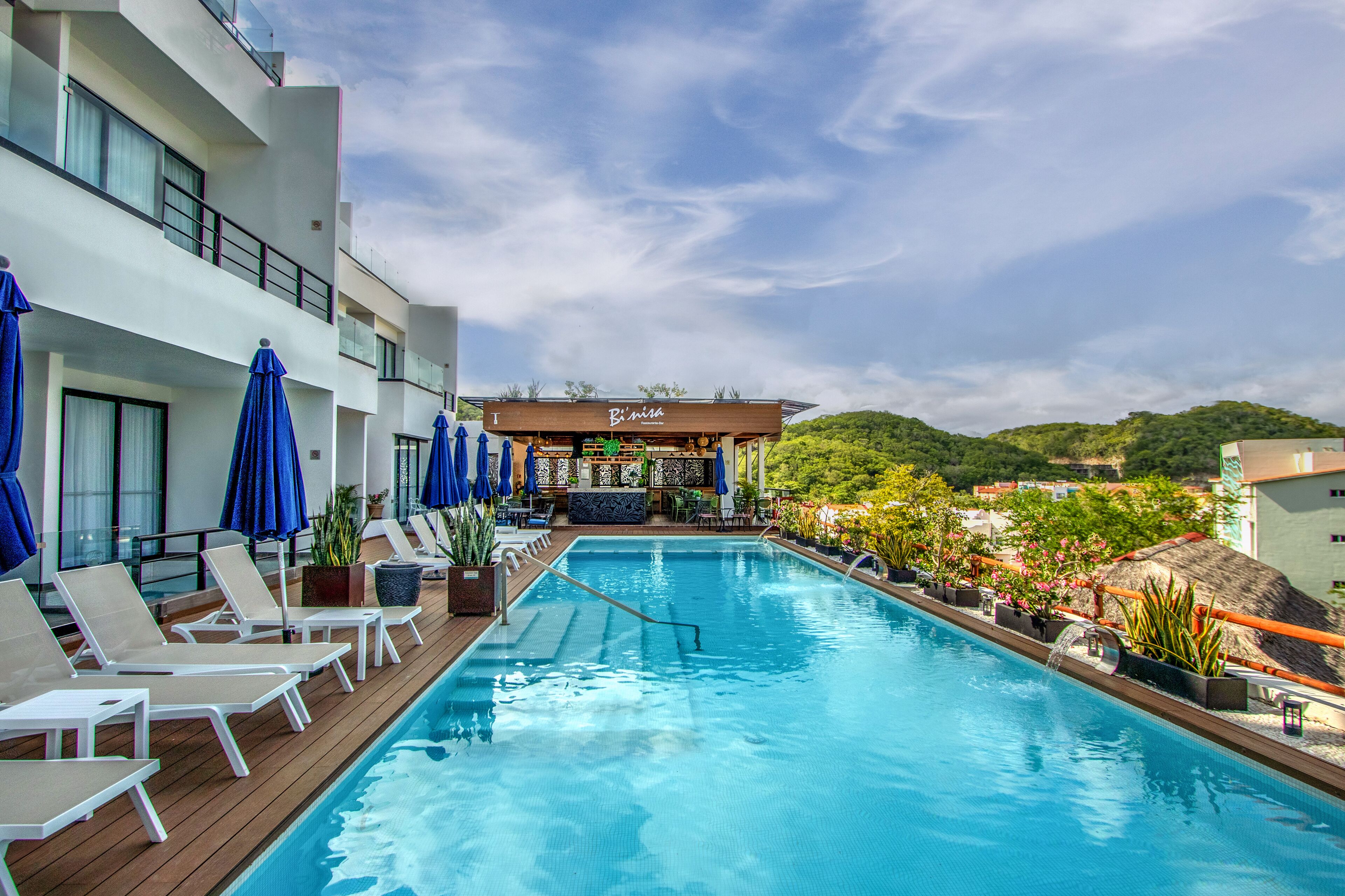 Niru Ocean Suites By Binniguenda