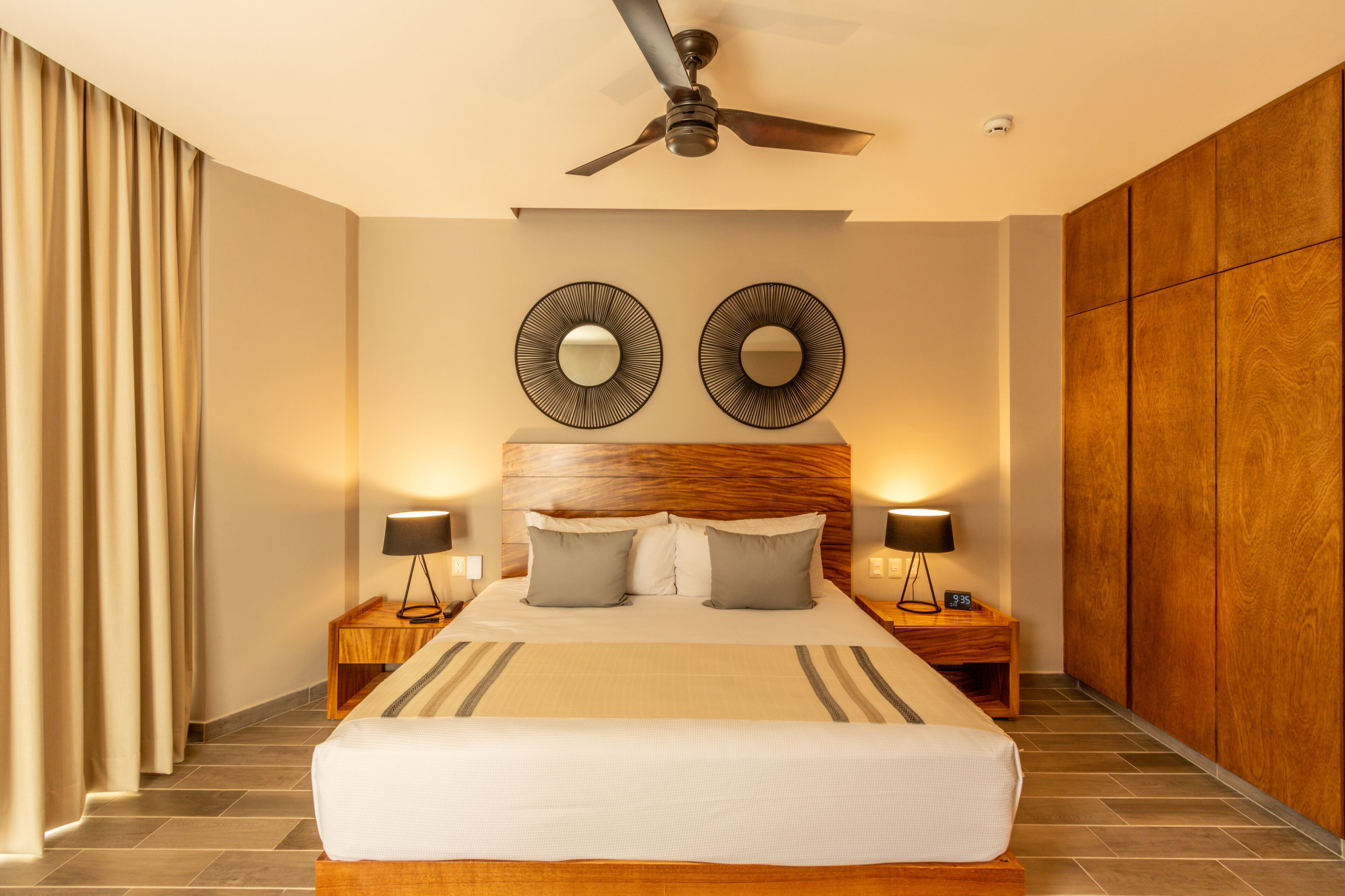 Niru Ocean Suites By Binniguenda