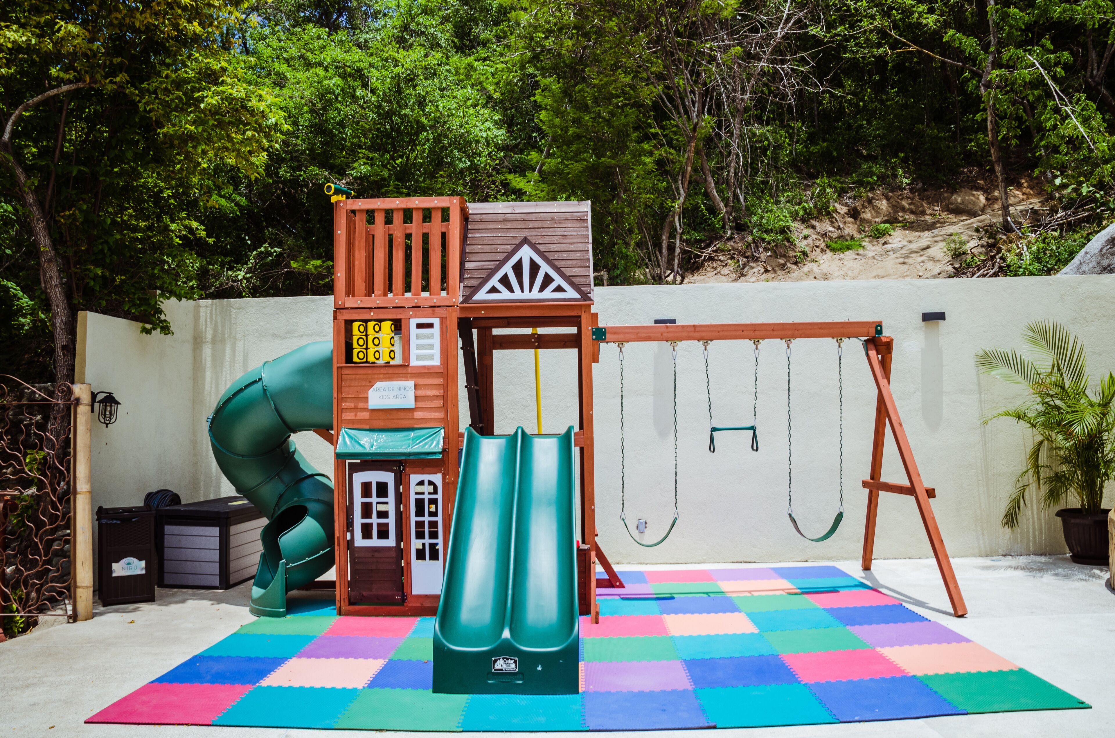 Niru Ocean Suites By Binniguenda