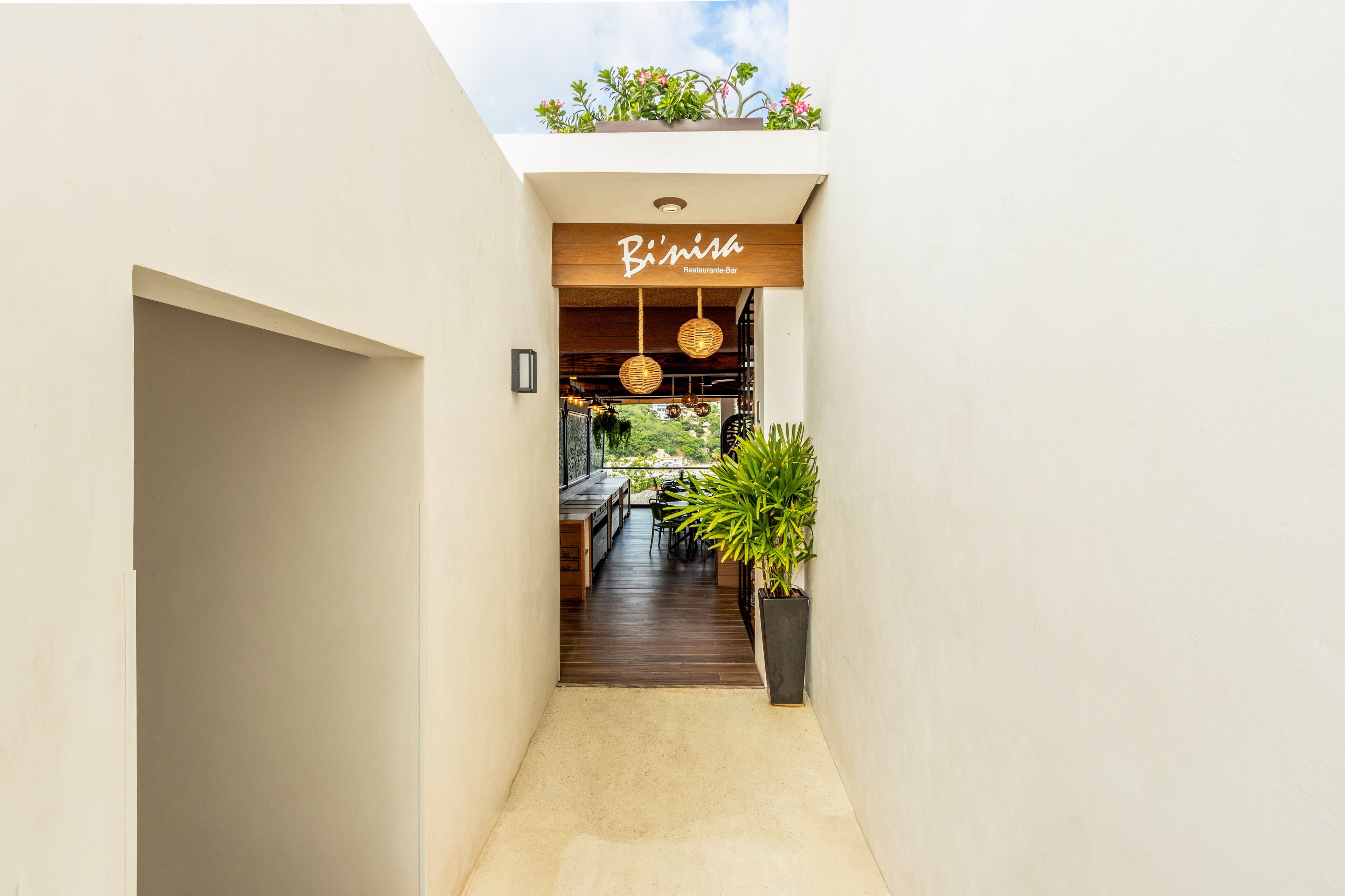 Niru Ocean Suites By Binniguenda