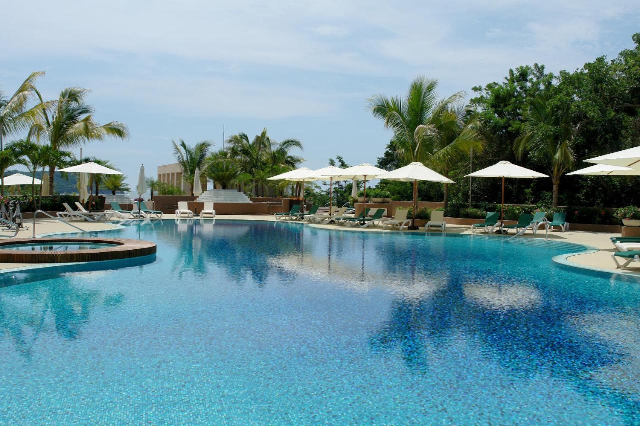 Azul Ixtapa Grand Beach Resort & Convention Center