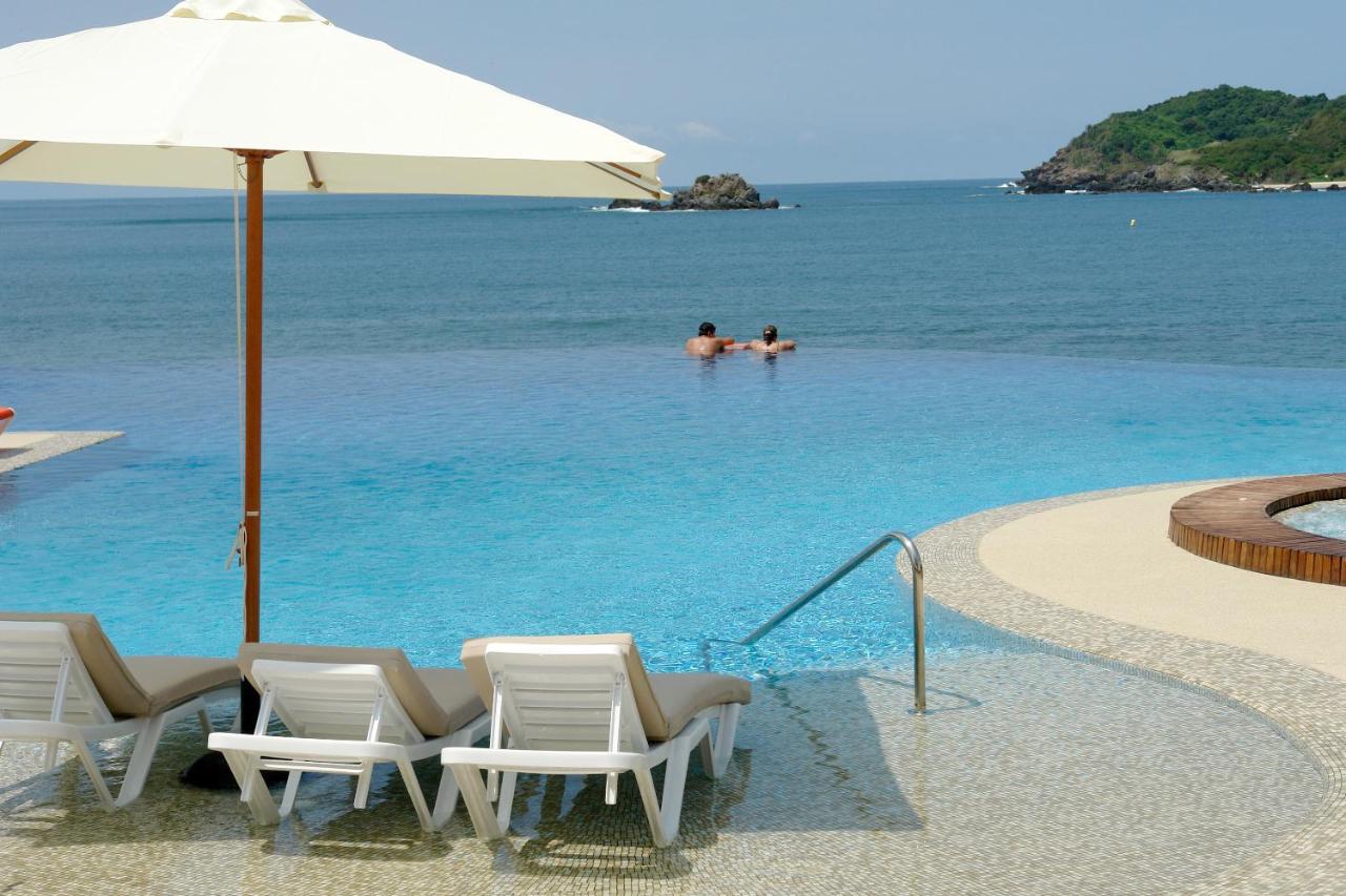 Azul Ixtapa Grand Beach Resort & Convention Center