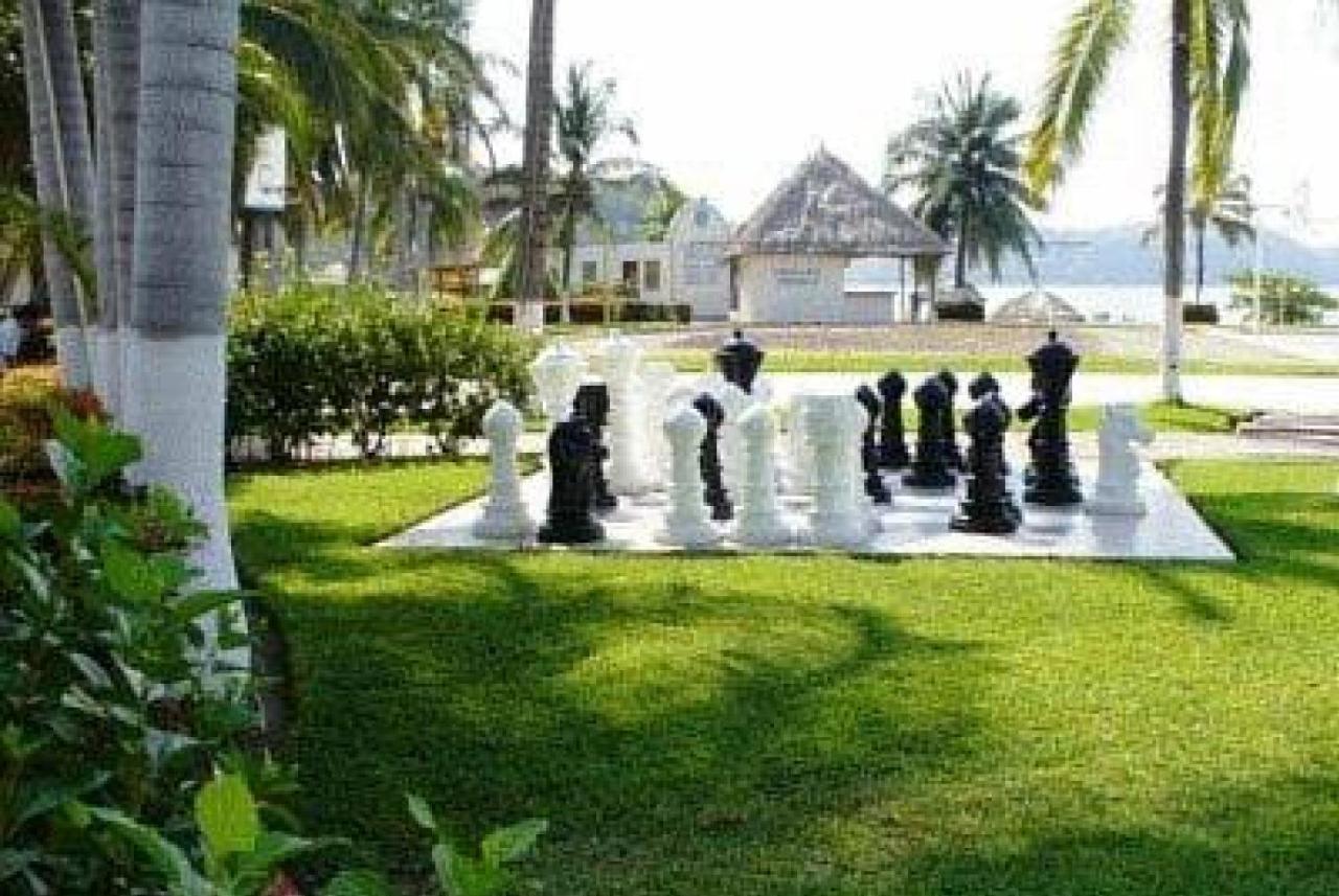 Hotel Qualton Club Ixtapa