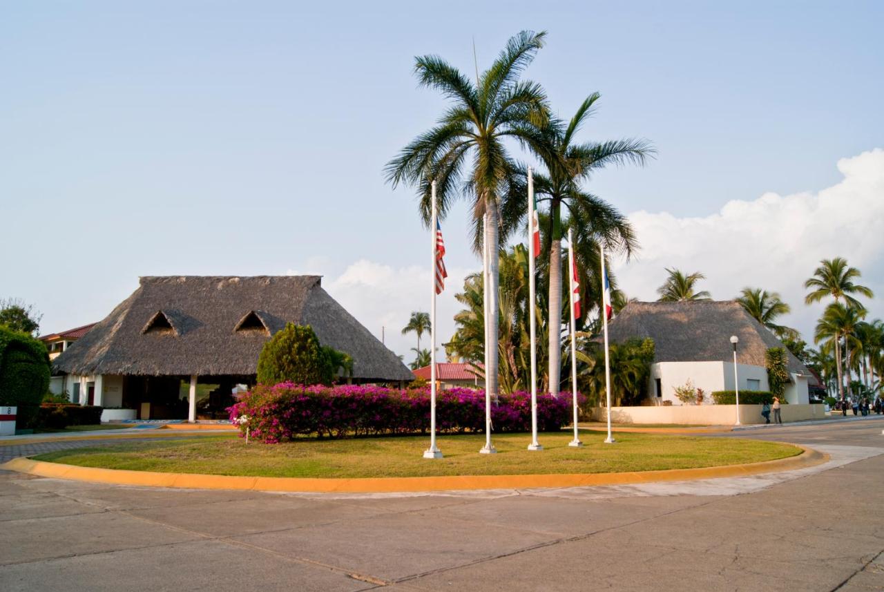 Hotel Qualton Club Ixtapa